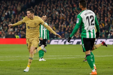 El Barça sigue firme en la Liga Española, supera 2-1 al Real Betis