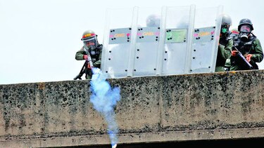 Gobierno de Maduro rechaza examen de la CPI por ‘crímenes’
