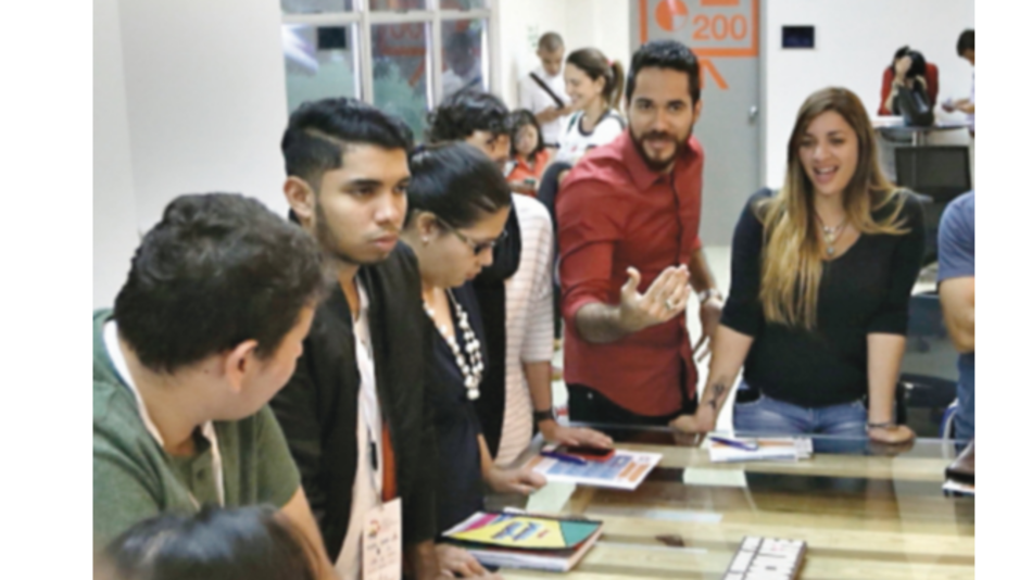 Emprendedores se unen para crear una misión de país