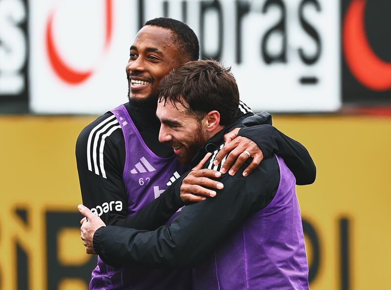 Murillo sonríe en Estambul; De Zerbi vive un final amargo en Marsella