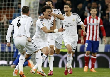 Real Madrid golea al Atlético y está un paso de la final