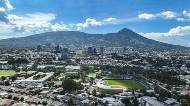 Casi 140 réplicas se reportan en El Salvador tras sismo de 6.8 con epicentro en Pacífico
