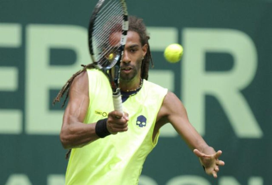 Dustin Brown sorprende y elimina a Rafael Nadal en Halle