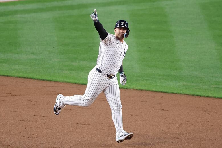 Anthony Volpe y Gleyber Torres mantienen con vida a los Yankees