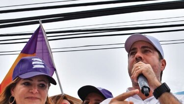 Blandón y Etchelecu se lanzan al ruedo político