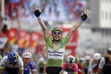 El alemán Degenkolb logra la cuarta victoria; Contador sigue líder