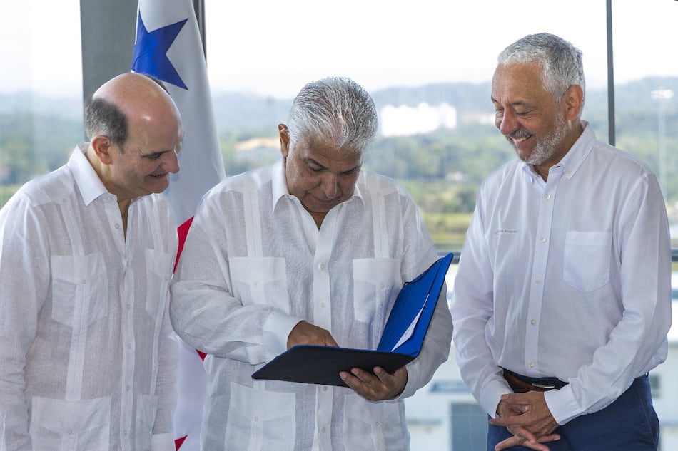 El Canal de Panamá entrega más de $2,470 millones al Estado