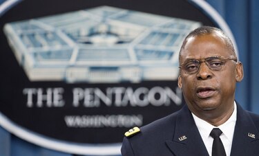 Joe Biden elige a un afroestadounidense para dirigir el Pentágono, según medios