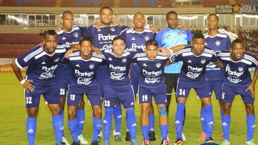 Atlético Nacional se mantuvo firme en el liderato de la LPF