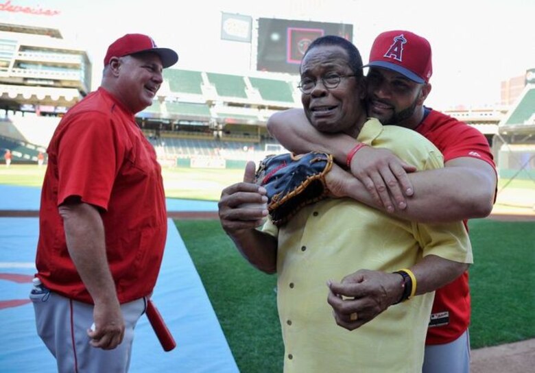 Rod Carew regresa a casa