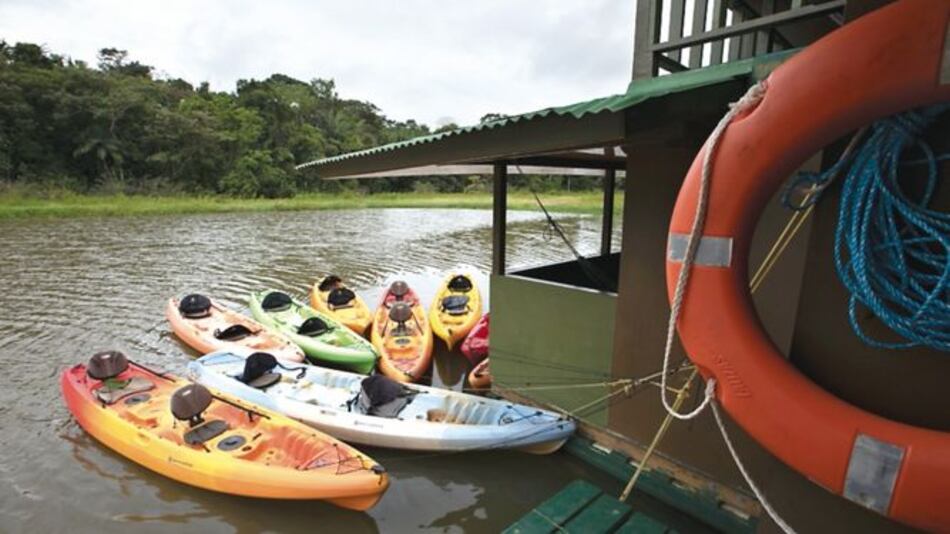 Hotel flotante busca aliados para continuar en lago Gatún