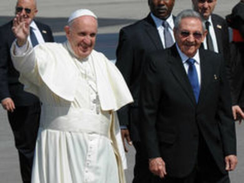 Papa y patriarca ruso inician reunión histórica en Cuba