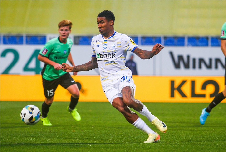 Eduardo Guerrero tuvo minutos en la derrota del Dynamo