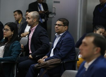 El exministro de Cultura Carlos Aguilar reaparece como asesor de la Comisión de Relaciones Exteriores de la Asamblea 