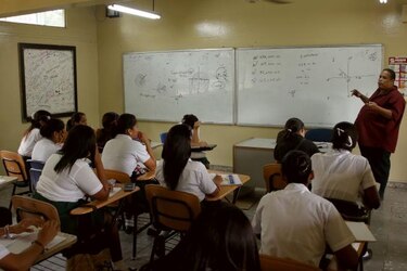 Molinar reitera que no hay motivos para una huelga docente