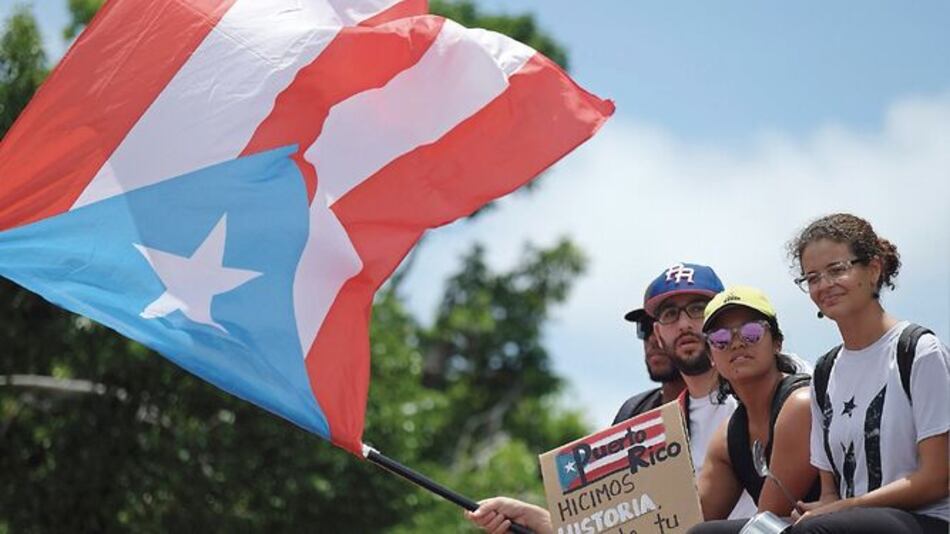 Ricardo Rosselló: un gobernador a quien sobrepasó su pueblo