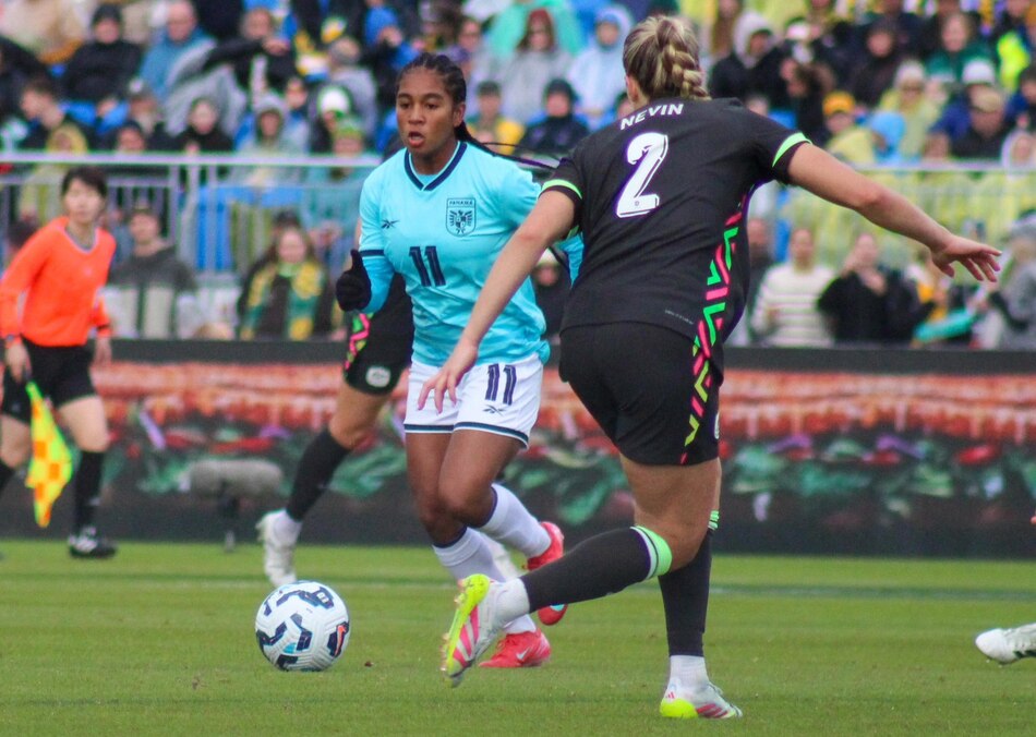 Selección femenina de Panamá vence a Australia con gol de Sherline King