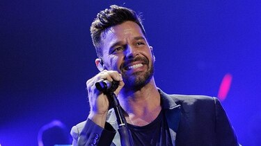 Ricky Martin bromea sobre su soltería tras fallo en Estados Unidos