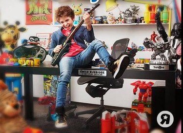 Niño de 12 años será presidente ejecutivo de Toys 'R' en Canadá