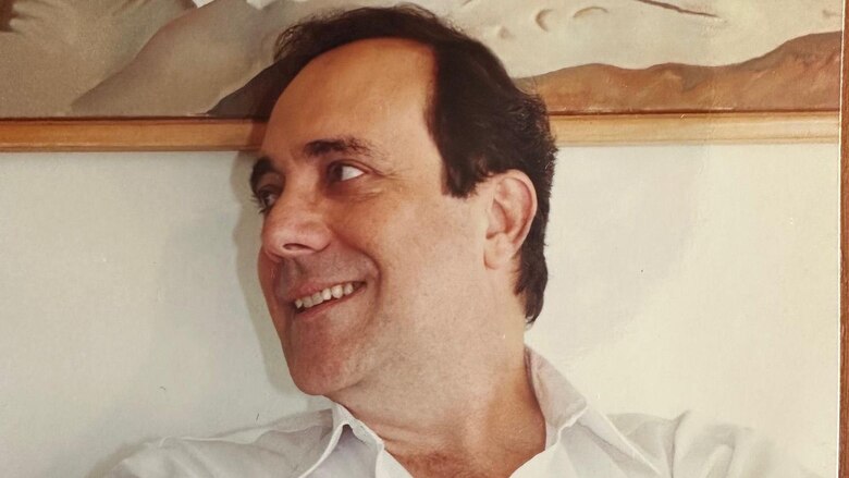 “La dicotomía era cuidarlo bien y a la vez ayudarlo a morir”: Gina Montaner sobre la eutanasia a la que se sometió en España su padre, el escritor cubano Carlos Montaner