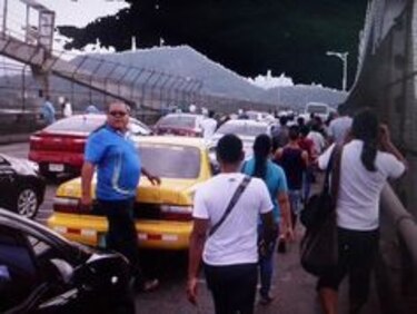 Dos heridos en accidente de tránsito en el puente de las Américas