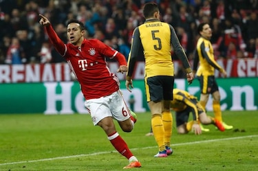 Bayern Múnich arrolla al Arsenal