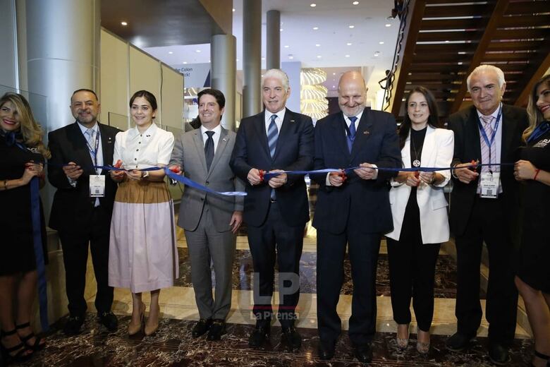 Inauguran la Expo Feria Mundial Zona Libre Colón