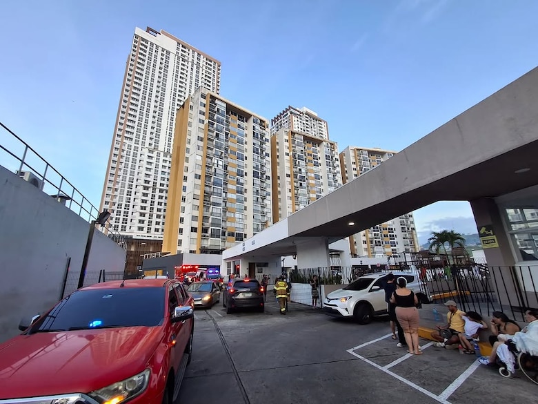 Muere madre herida en explosión en El Bosque; su hijo sigue hospitalizado