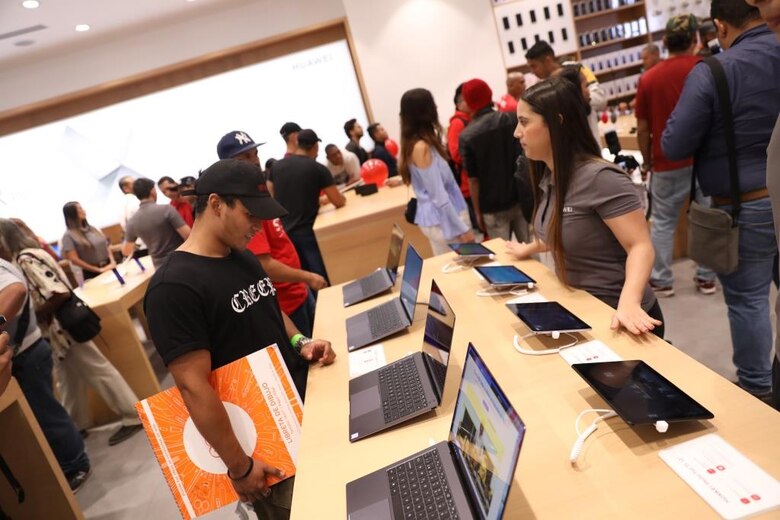Abre sus puertas el primer Huawei Store en Panamá