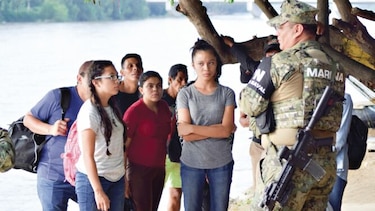 Tras presiones de Trump, México detiene a 791 migrantes centroamericanos