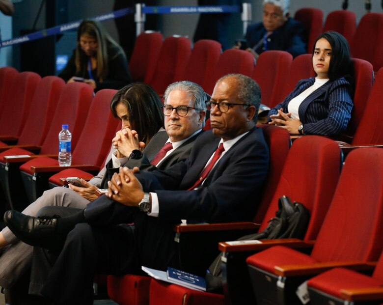 Culminan consultas al proyecto de la CSS en la capital, se trasladan al interior del país.