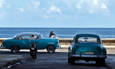 Estados Unidos permitirá la llegada de un buque petrolero ruso a Cuba