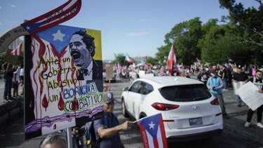 Gobernador de Puerto Rico enfrenta la mayor marcha contra su gestión