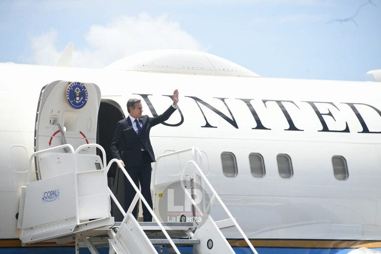Blinken y Mayorkas visitan a Cortizo en la Presidencia y recorren las esclusas de Miraflores