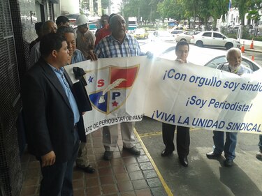 Alejandro Garuz asiste a diligencia por caso de agresión a Filemón Medina