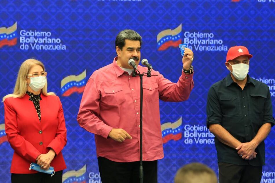 Nicolás Maduro recobra el control del Legislativo tras ganar comicios con alta abstención