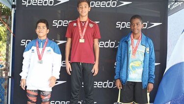 Delfines Azules ganan el torneo Delfín de Oro