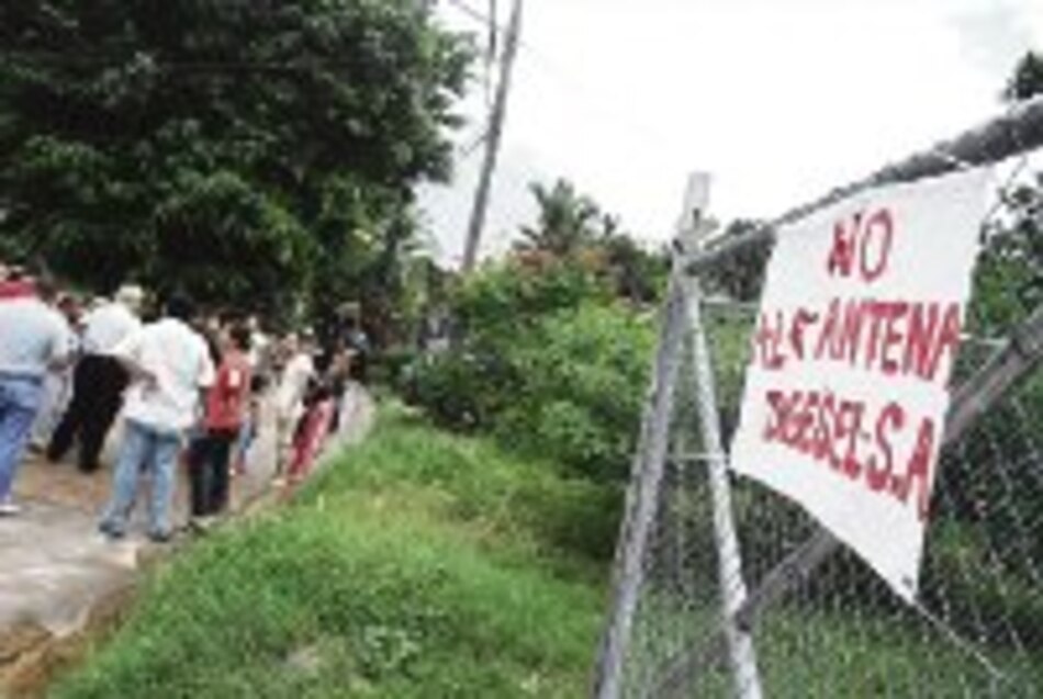 ‘Digicel se burla de las autoridades’: Eric Zapata