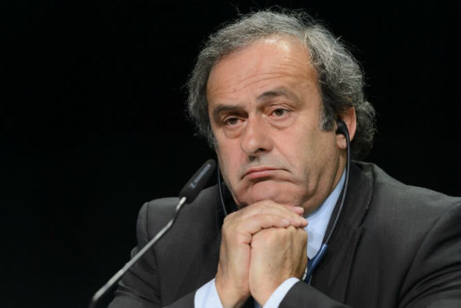 Federación inglesa suspende su apoyo a Michel Platini