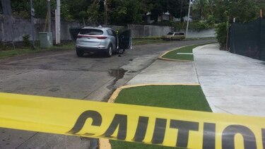 Por intento de robo en Altos del Golf, detienen a tres hombres