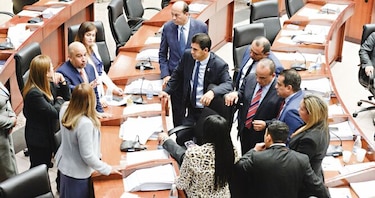 Se caen primeros temas de reforma constitucional