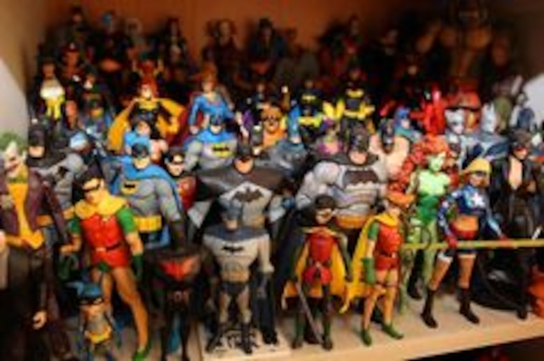 Vistazo a los coleccionistas de figuras de acción en Panamá