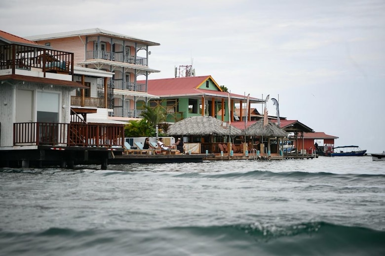 Frenan compra de 13 hectáreas por $6 millones para ampliación del aeropuerto de Isla Colón, en Bocas del Toro