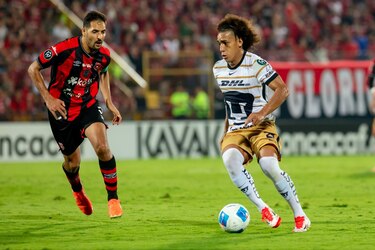 Adalberto ‘Coco’ Carrasquilla brilla y Pumas avanza a cuartos de la Concacaf Champions Cup  