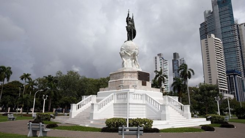 El mundo de las esculturas panameñas en las redes sociales