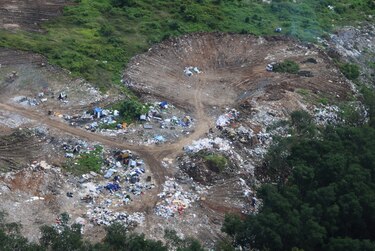 Vertederos clandestinos: un peligro latente a pocos metros del Aeropuerto de Tocumen
