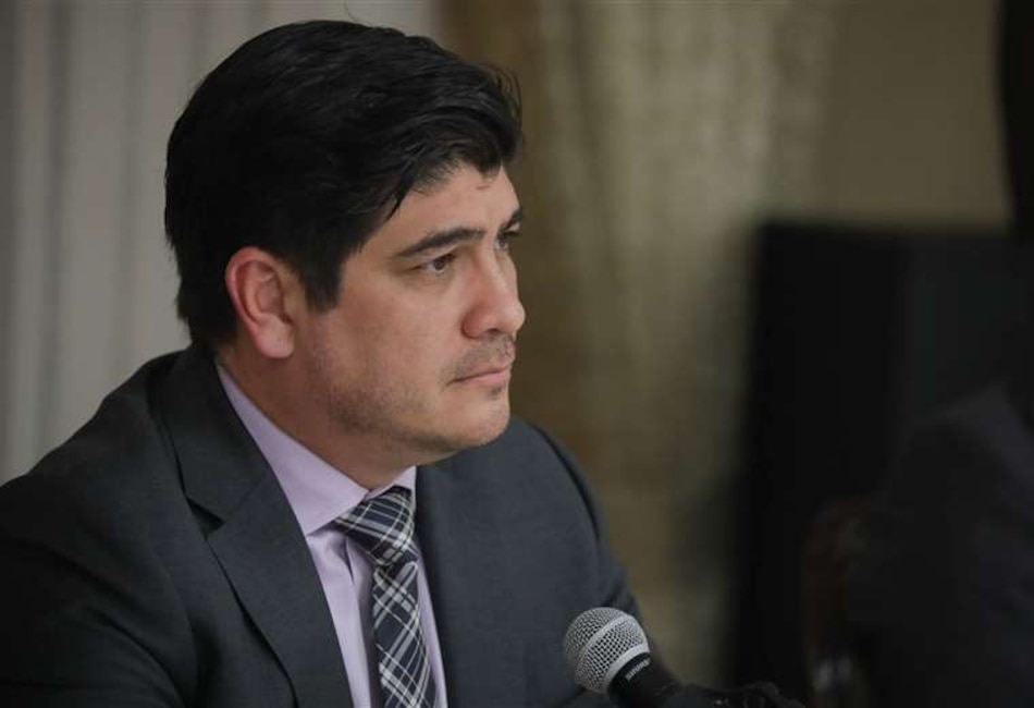 Presidente de Costa Rica remece gabinete en medio de la pandemia
