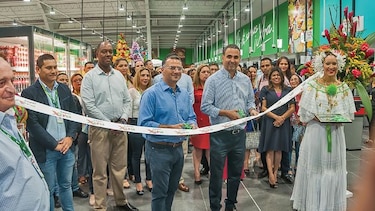 Inauguración del nuevo Súper Xtra, sucursal Transístmica