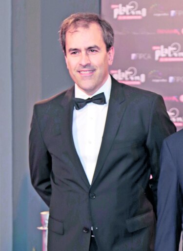 Evalúan sede de premios Platino