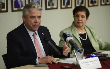 Suspenden cena anual de Apede; Machado no pudo viajar a Panamá